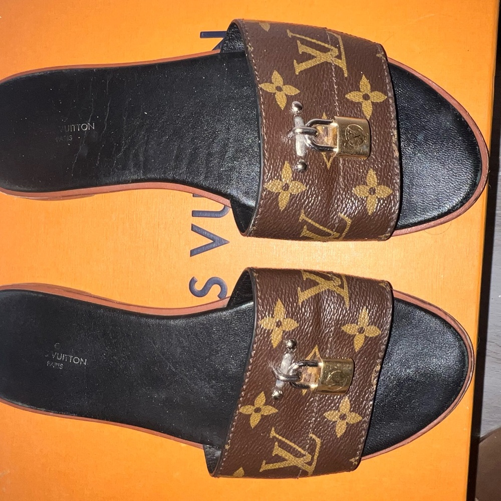 LV sandals - Picture 2 of 4